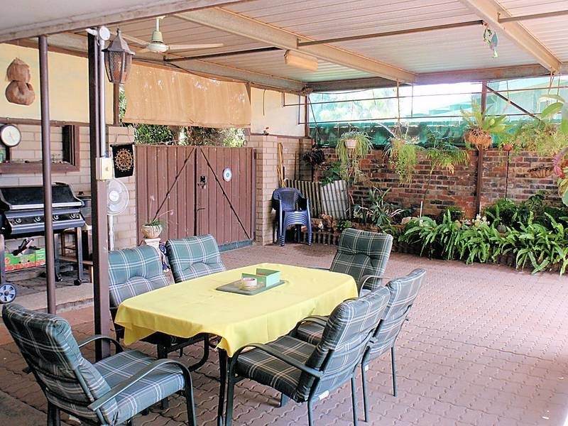 10 John Court, Irymple VIC 3498