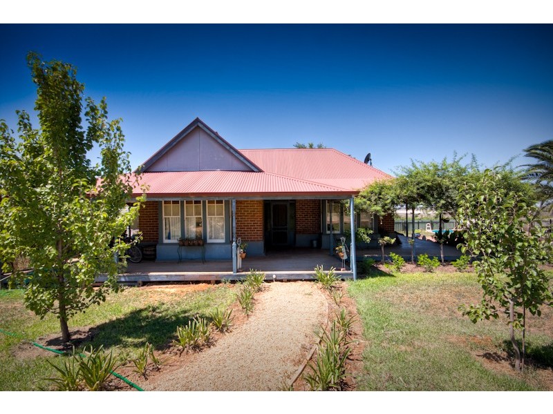 221 McEdward Street, Cabarita VIC 3505