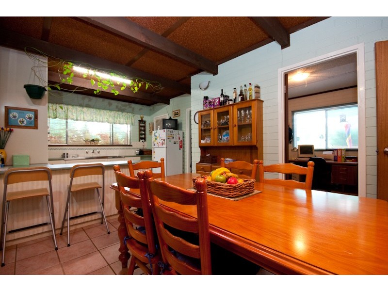 25 Sturt Highway, Buronga NSW 2739