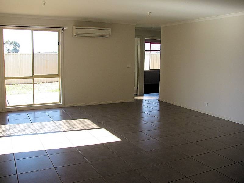 11 Lisa Court, Mildura VIC 3500