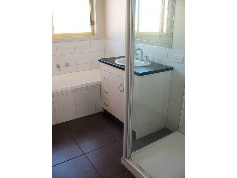 11 Lisa Court, Mildura VIC 3500