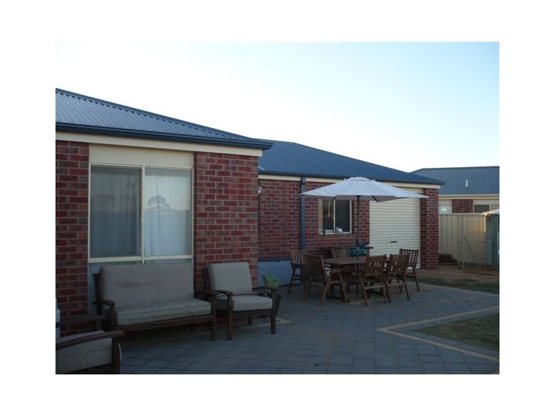 11 Lisa Court, Mildura VIC 3500