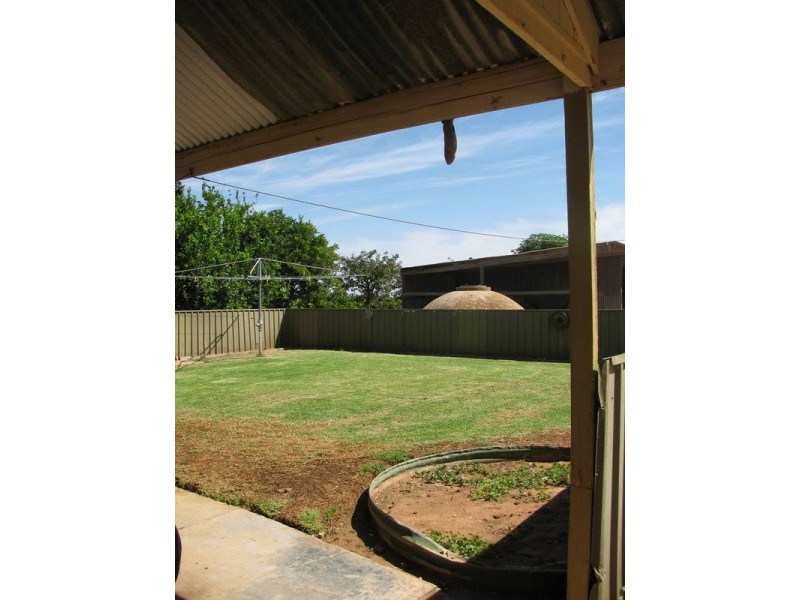 74 Sixth Street, Birdwoodton VIC 3505