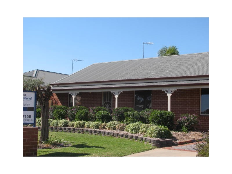 17 Tarella Court, Mildura VIC 3500