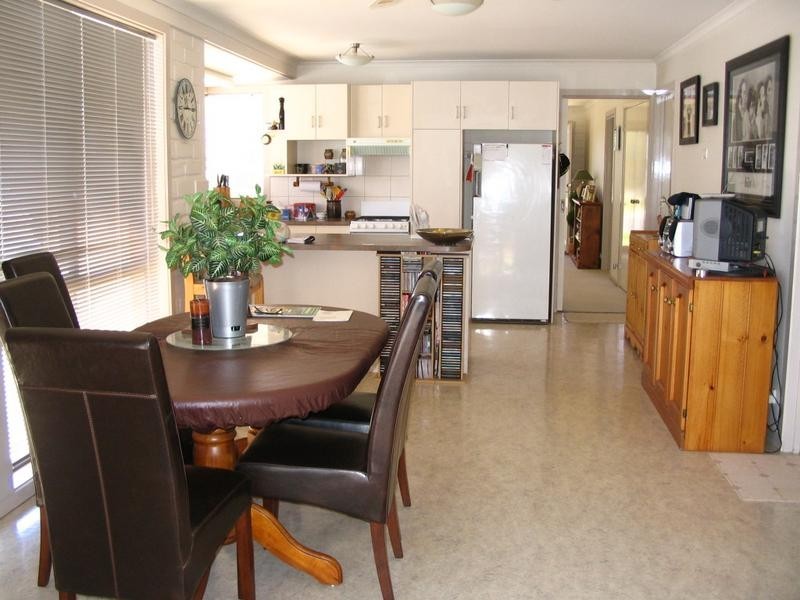 16 Caffrey Court, Irymple VIC 3498