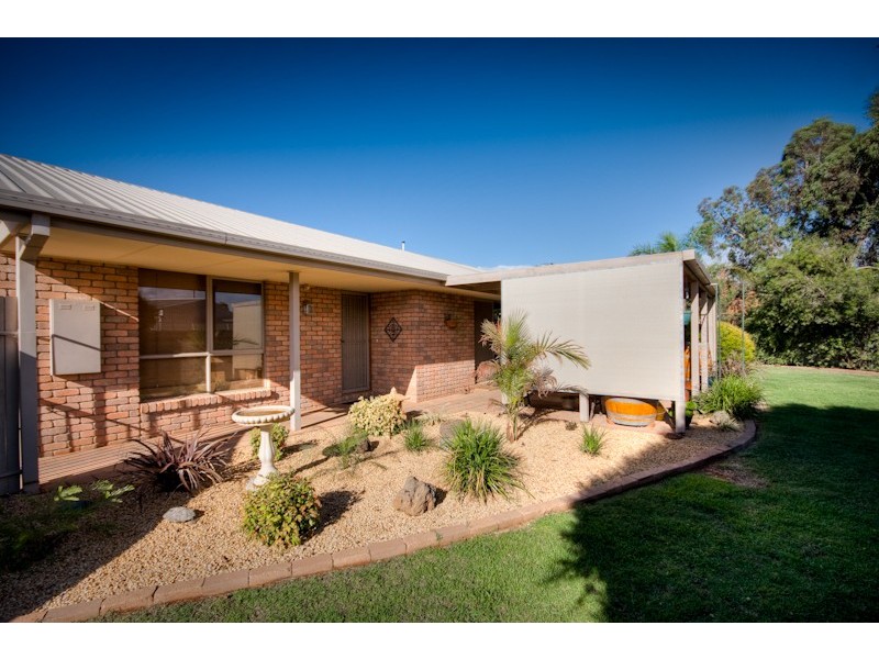 4 Iredale Court, Mildura VIC 3500