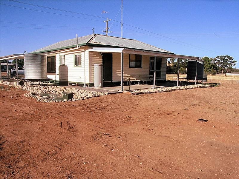 7 & 9 Goudie Street, Speed VIC 3488