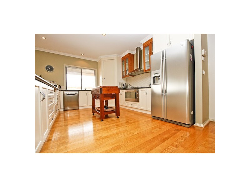 28 Wadsworth Drive, Gol Gol NSW 2738