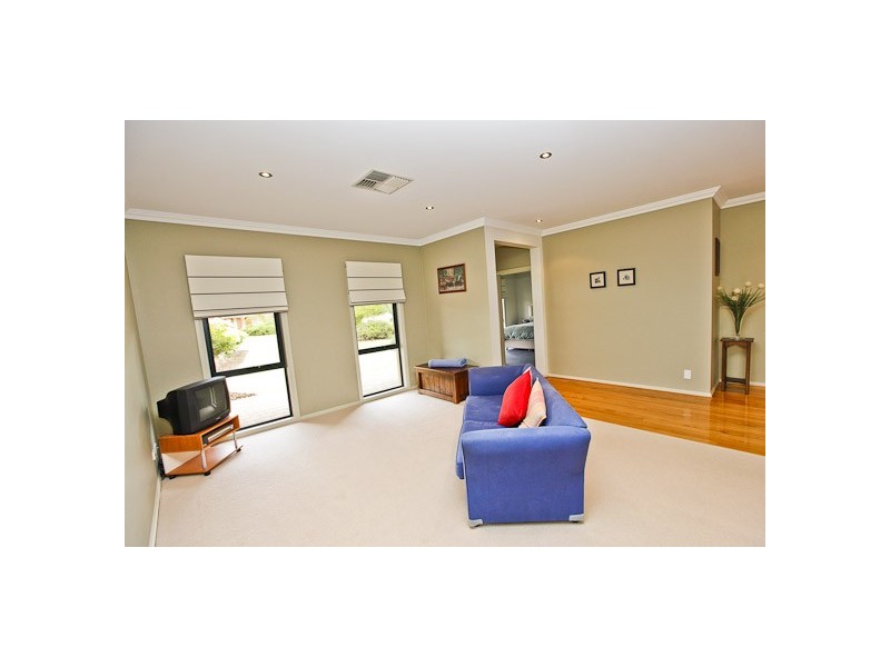 28 Wadsworth Drive, Gol Gol NSW 2738