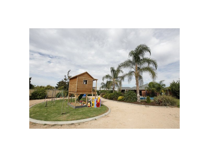 28 Wadsworth Drive, Gol Gol NSW 2738