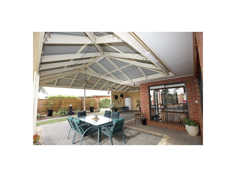 28 Wadsworth Drive, Gol Gol NSW 2738