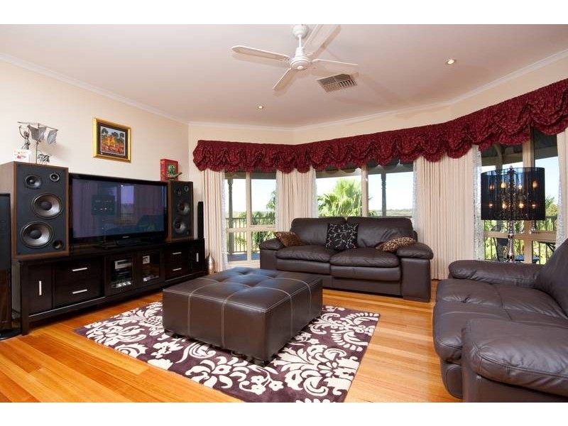 127 McEdward Street, Birdwoodton VIC 3505