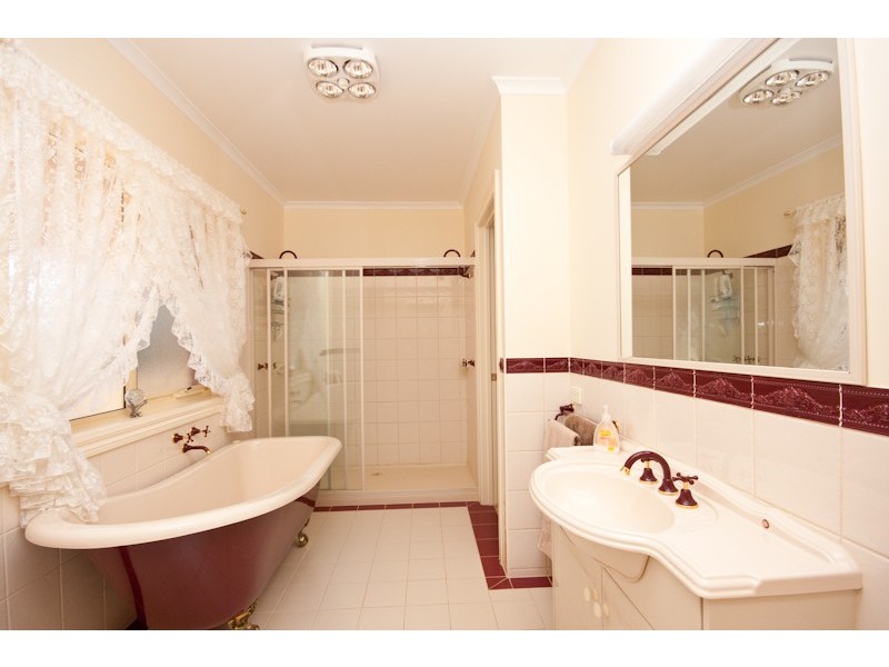 127 McEdward Street, Birdwoodton VIC 3505