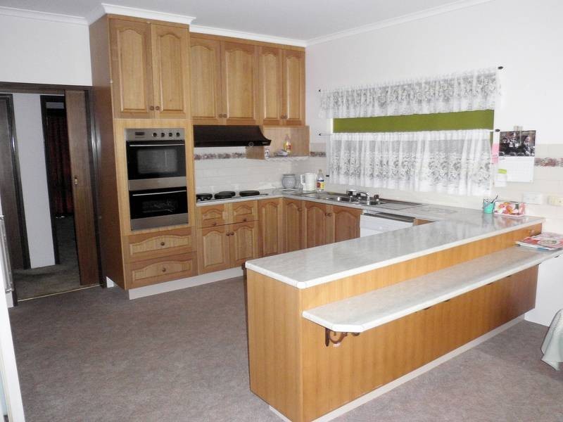 45 Oak Avenue, Birdwoodton VIC 3505