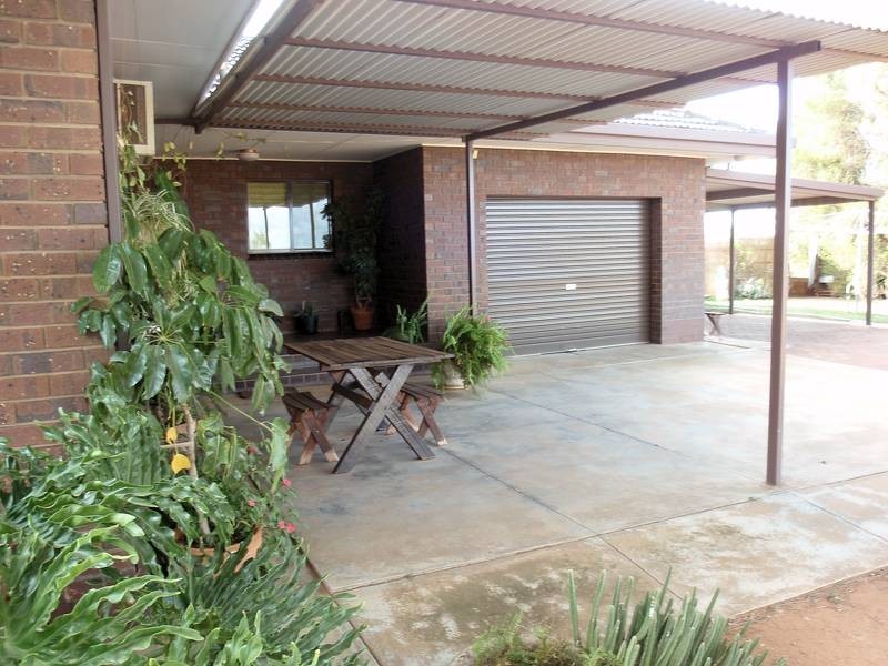 45 Oak Avenue, Birdwoodton VIC 3505