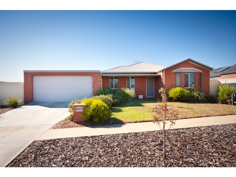 37 Wirraway Drive, Mildura VIC 3500