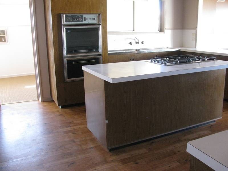 74 Cherry Avenue, Mildura VIC 3500