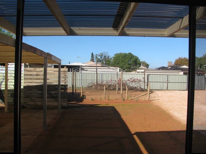 74 Cherry Avenue, Mildura VIC 3500