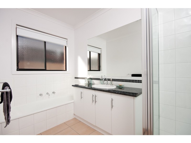 4 Oxley Court, Mildura VIC 3500