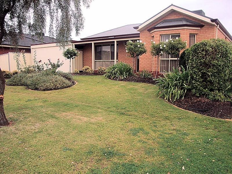 27 Canterbury Drive, Mildura VIC 3500