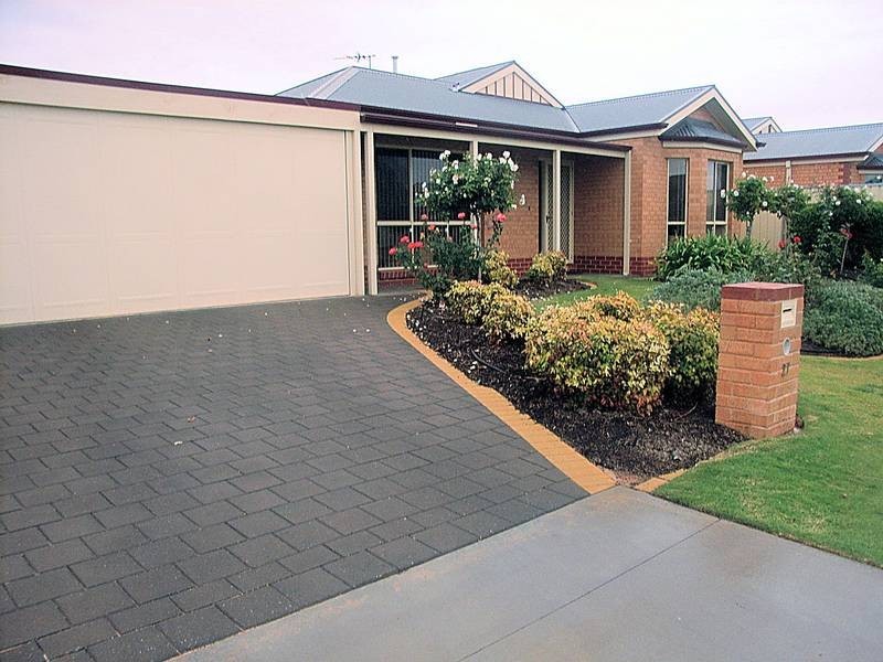 27 Canterbury Drive, Mildura VIC 3500