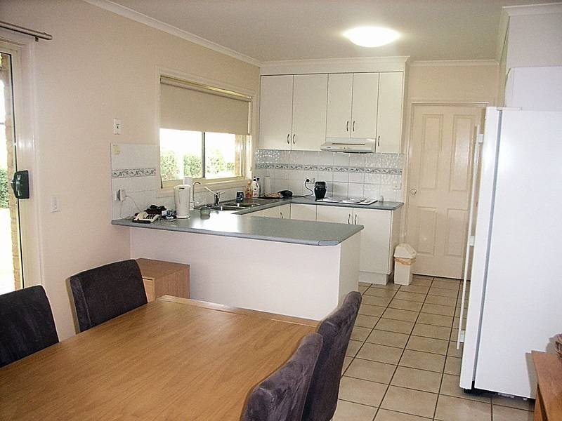 27 Canterbury Drive, Mildura VIC 3500