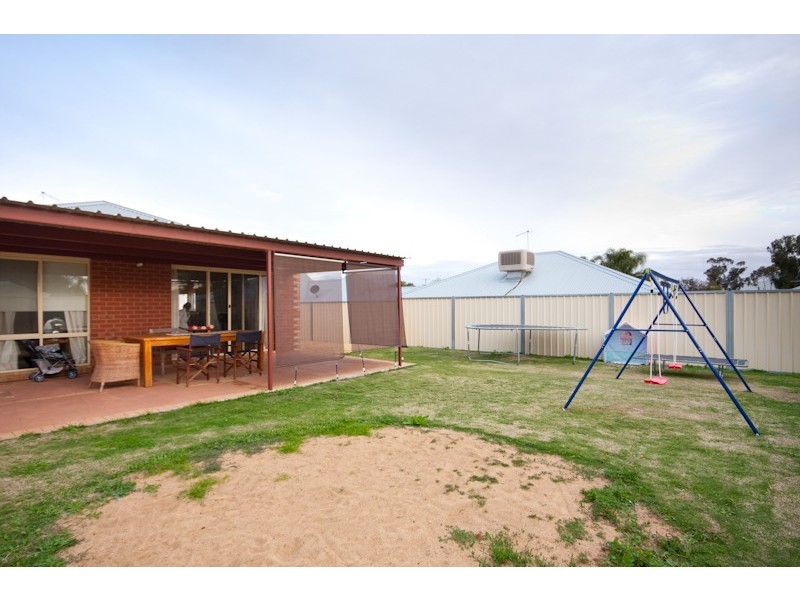 143 Riverside Avenue, Mildura VIC 3500
