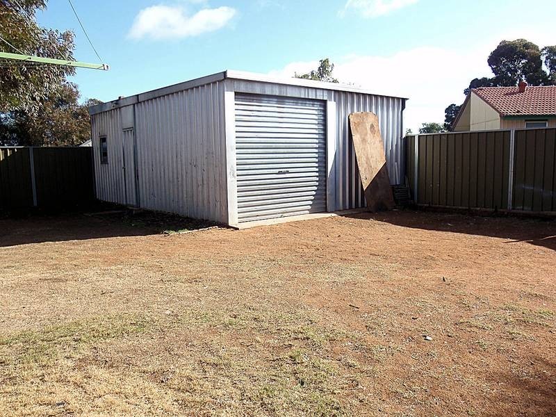 12a Westcliffs Avenue, Red Cliffs VIC 3496