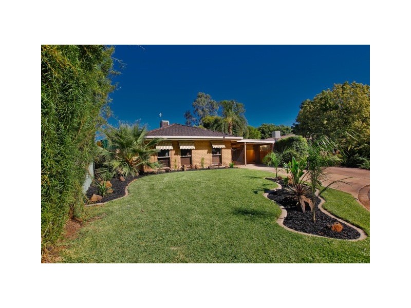 11 Robyn Court, Irymple VIC 3498