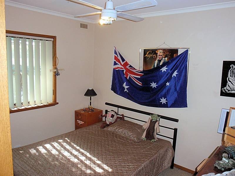 8 Karingal Court, Irymple VIC 3498