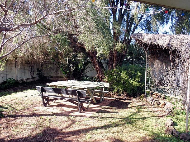 8 Karingal Court, Irymple VIC 3498