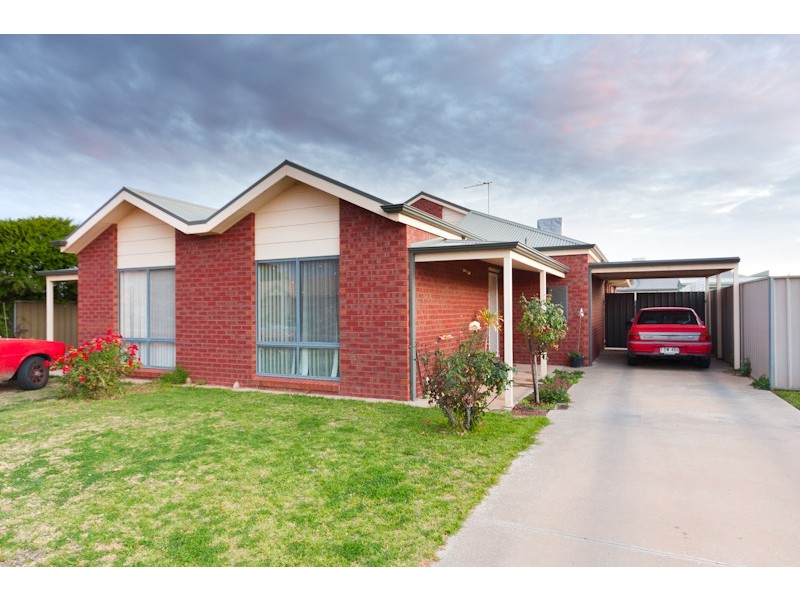 2/9 Maloney Drive, Mildura VIC 3500
