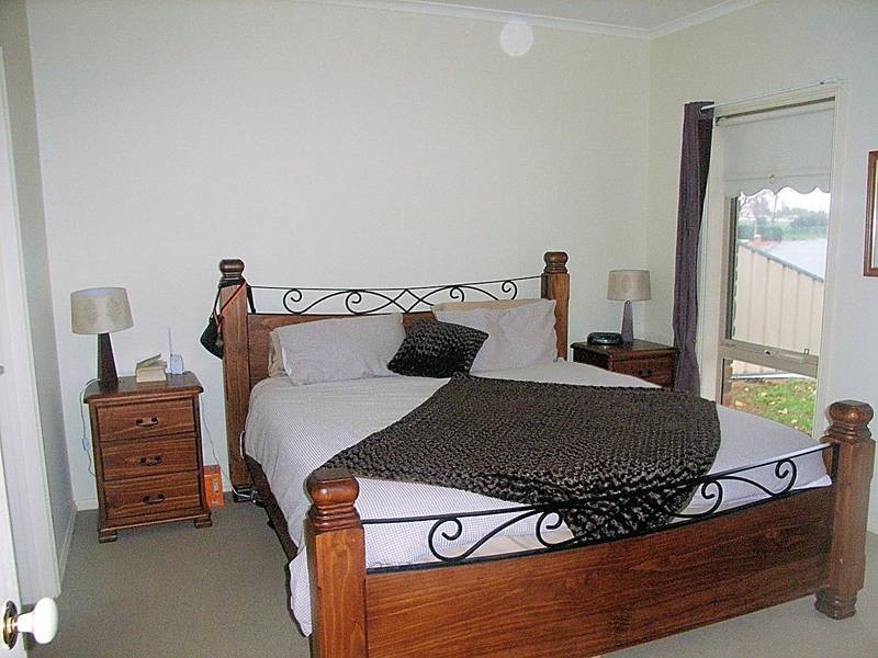 8 Planetree Drive, Mildura VIC 3500