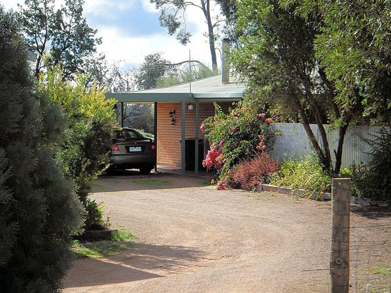 21 Benson Road, Sunnycliffs VIC 3496