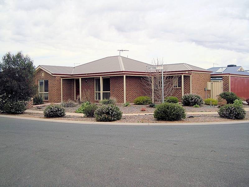 14 Daytona Drive, Mildura VIC 3500