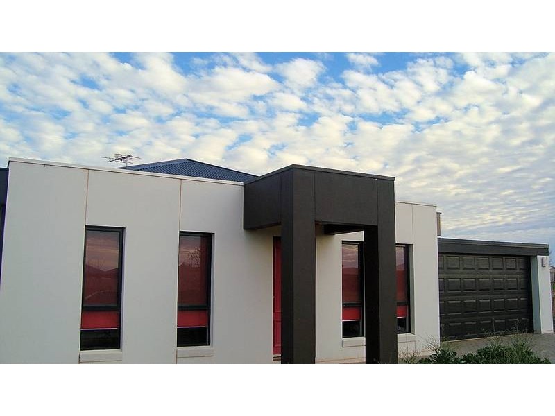 14 Summer Drive, Buronga NSW 2739