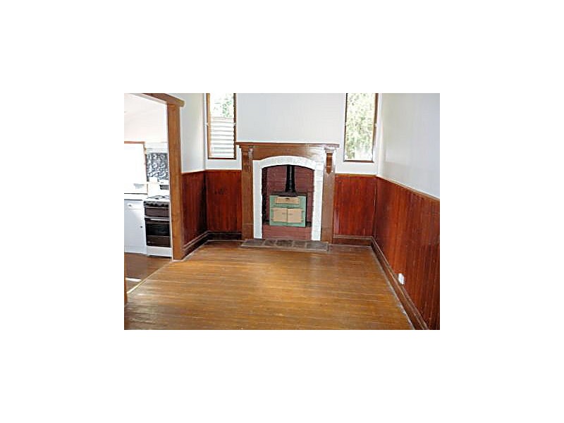 4 Emmett Street, Ouyen VIC 3490