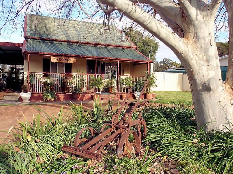 536 Koorlong Avenue, Irymple VIC 3498