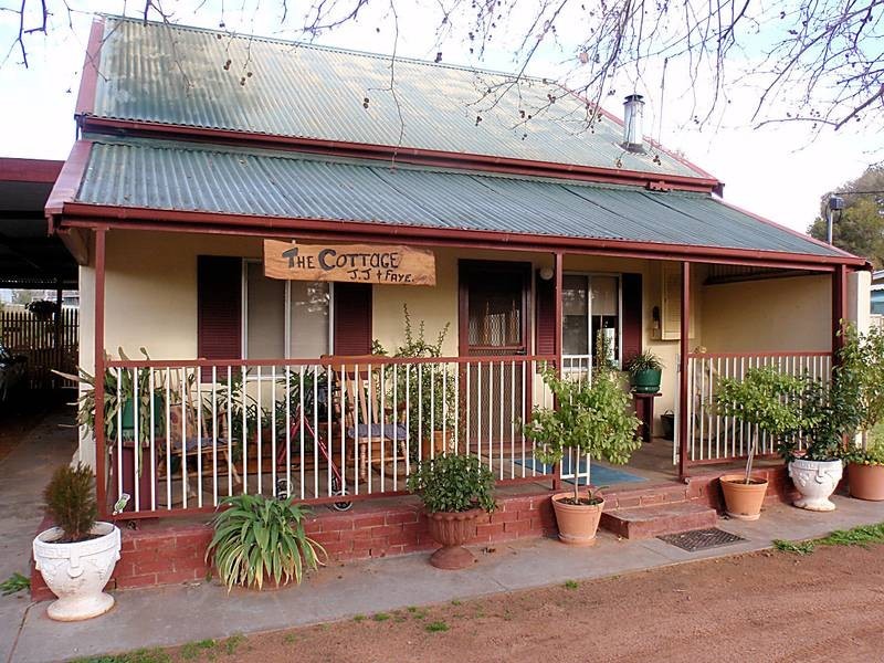 536 Koorlong Avenue, Irymple VIC 3498