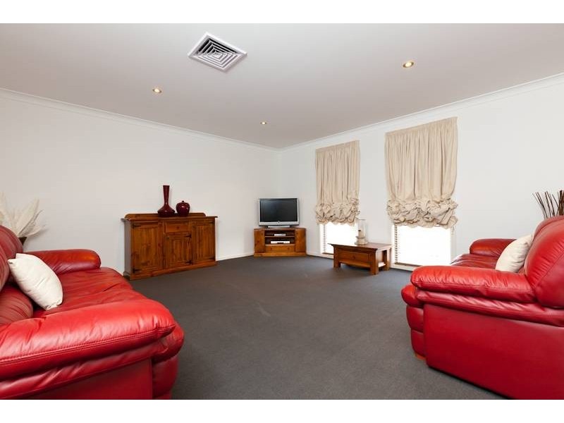 9 Oxley Court, Mildura VIC 3500