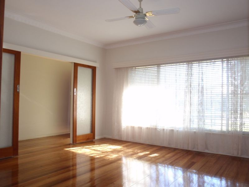 8 Barry Avenue, Mildura VIC 3500