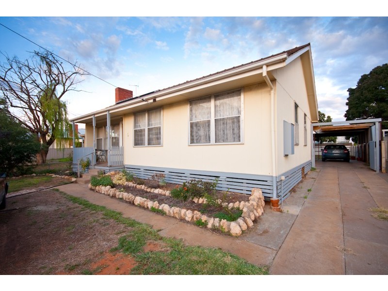 18 Brian Crescent, Mildura VIC 3500