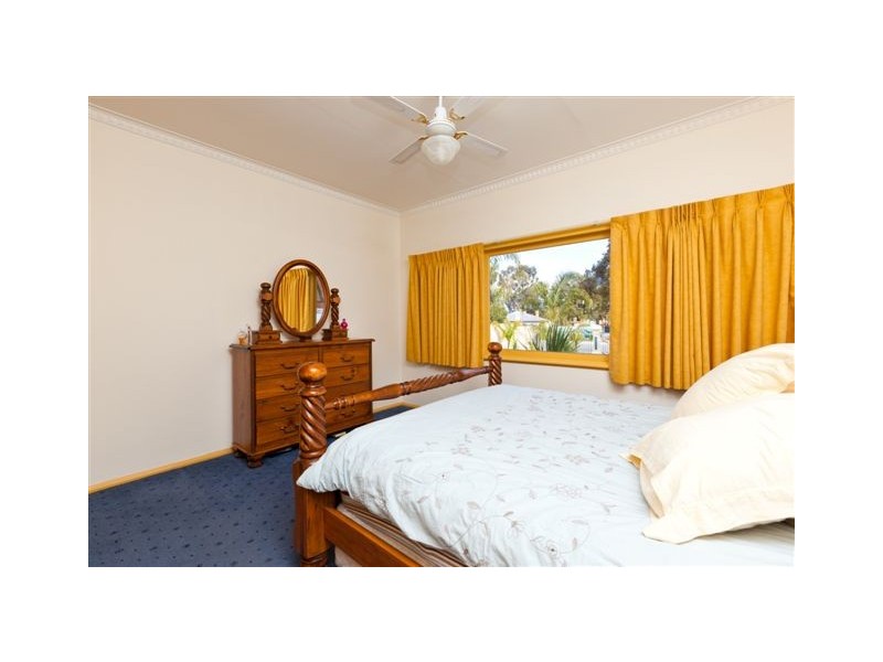 11 Sturt Highway, Buronga NSW 2739