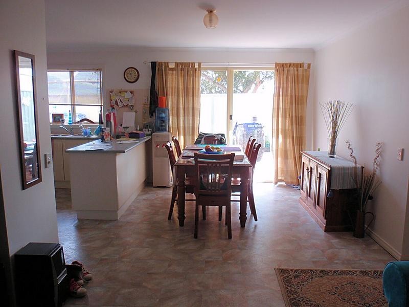 3/33 Maher Street, Euston NSW 2737