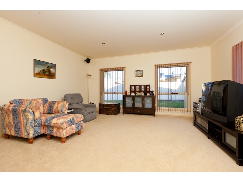 53 Summer Drive, Gol Gol NSW 2738