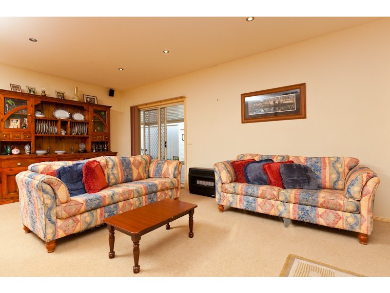 53 Summer Drive, Gol Gol NSW 2738