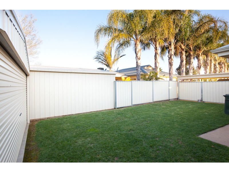 53 Summer Drive, Gol Gol NSW 2738