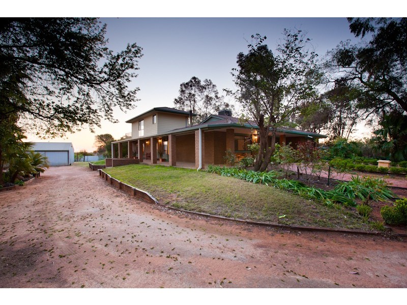 326A Euston Avenue, Cardross VIC 3496