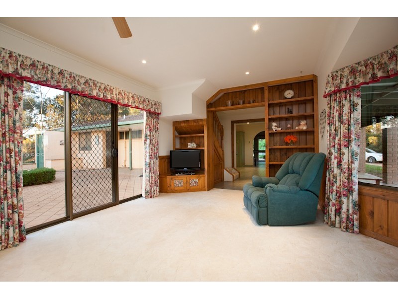 326A Euston Avenue, Cardross VIC 3496