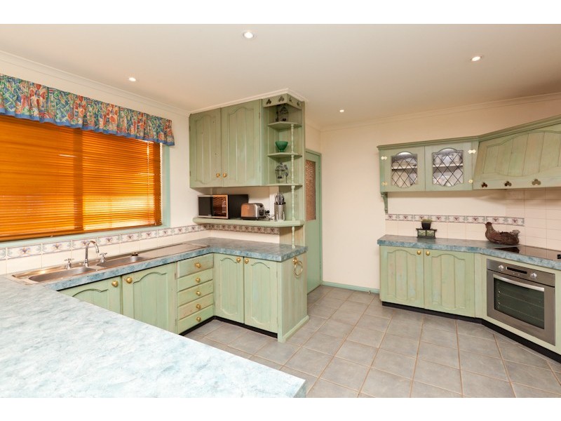 326A Euston Avenue, Cardross VIC 3496